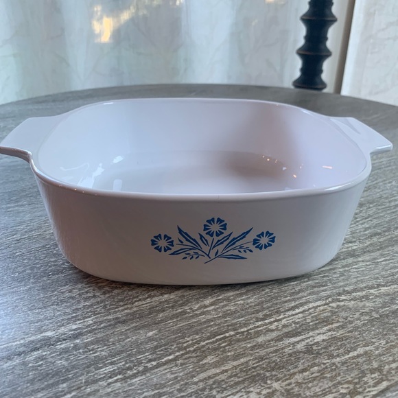 Corningware Other - Vintage Cornflower Blue Corningware bakeware. 2 L per watermark on handles.